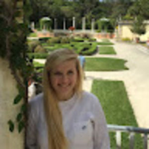 Meet your Posher, Olivia